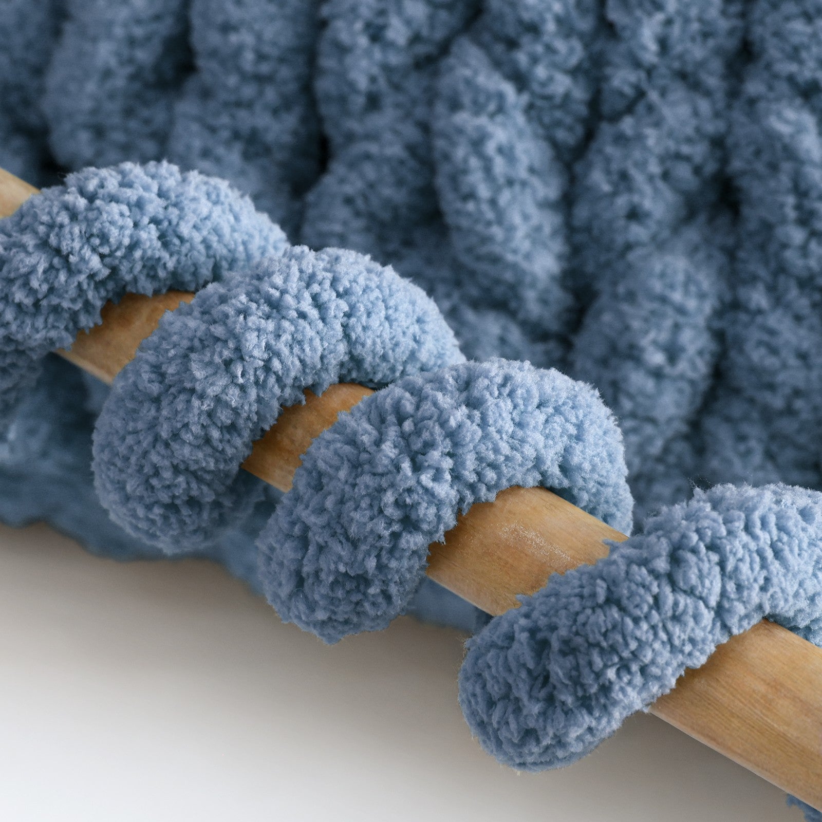 MelloBello Chunky Yarn Country Blue