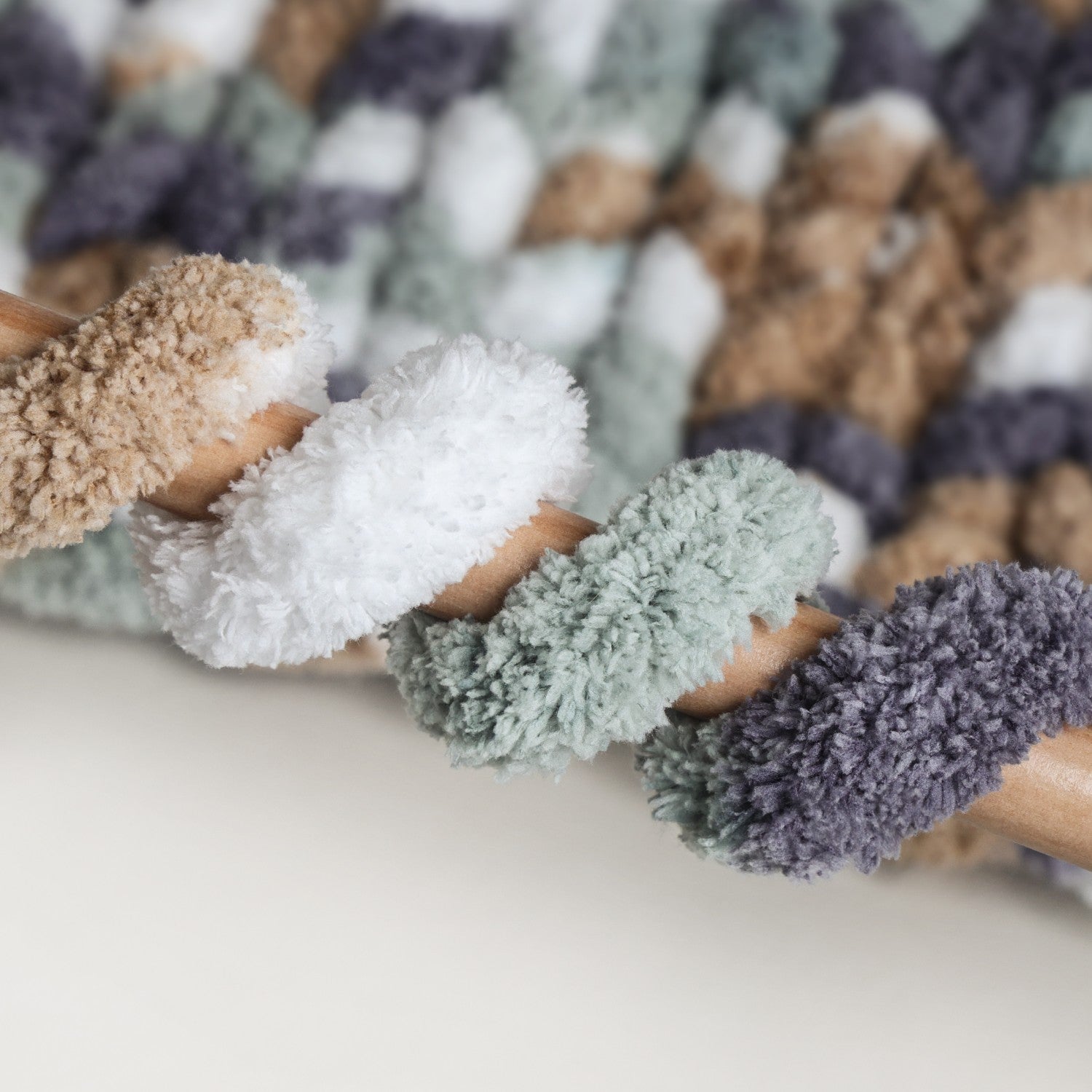 MelloBello Chunky Yarn Stone Moss