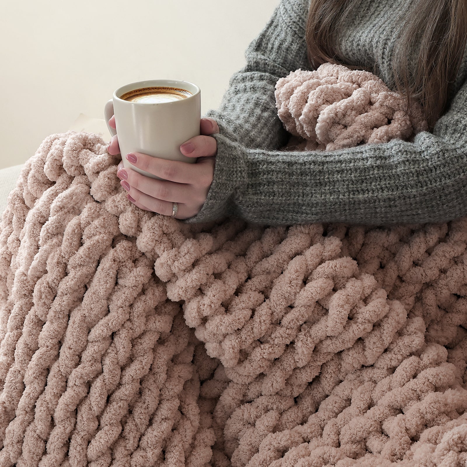 MelloBello Chunky Yarn Light Coffee