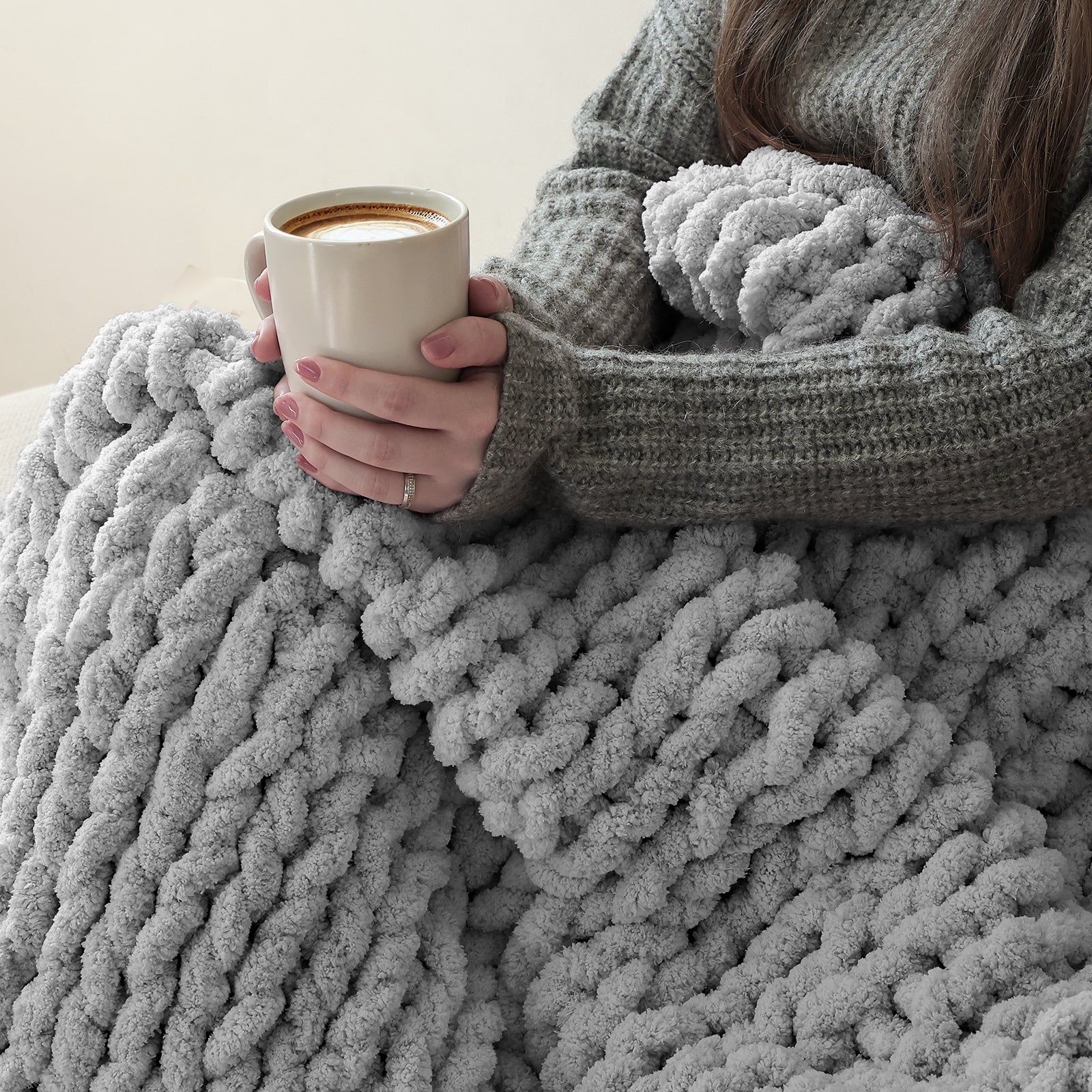 MelloBello Chunky Yarn Light Grey