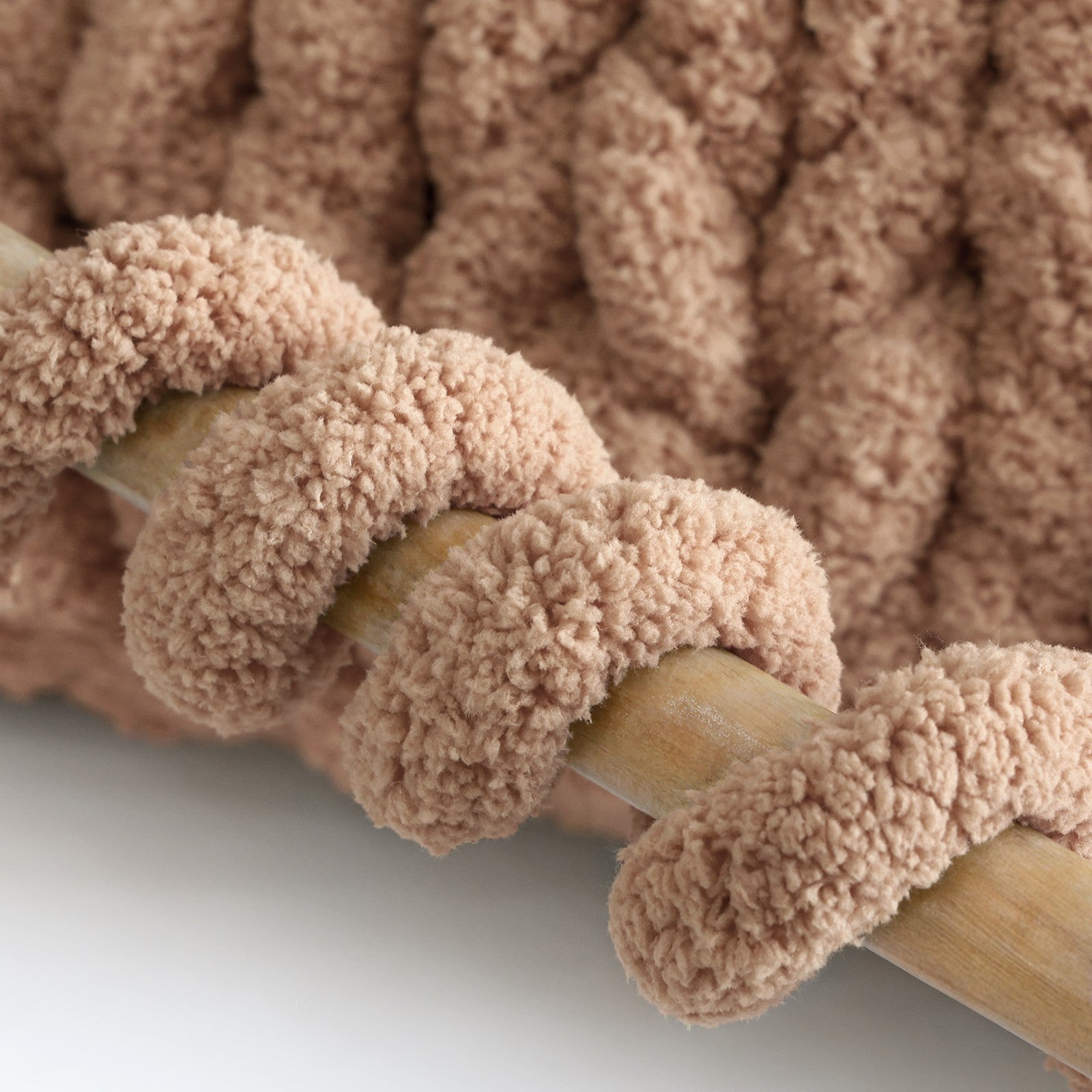 MelloBello Chunky Yarn Orange