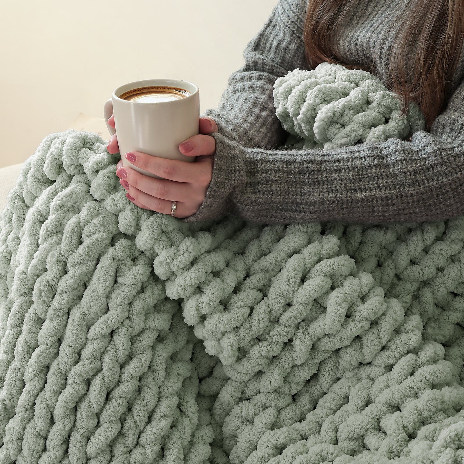 MelloBello Chunky Yarn Sage Green