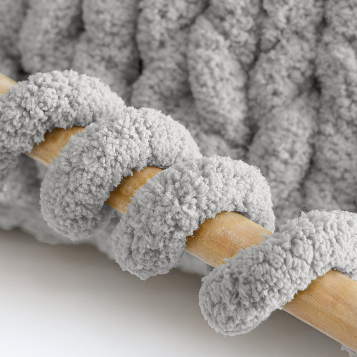 MelloBello Chunky Yarn Smoke Grey