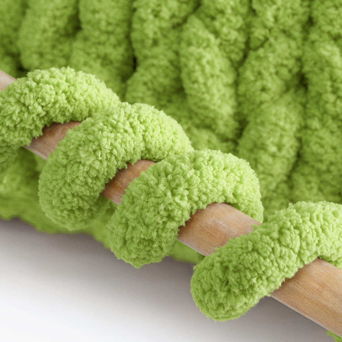 MelloBello Chunky Yarn Spring Moss