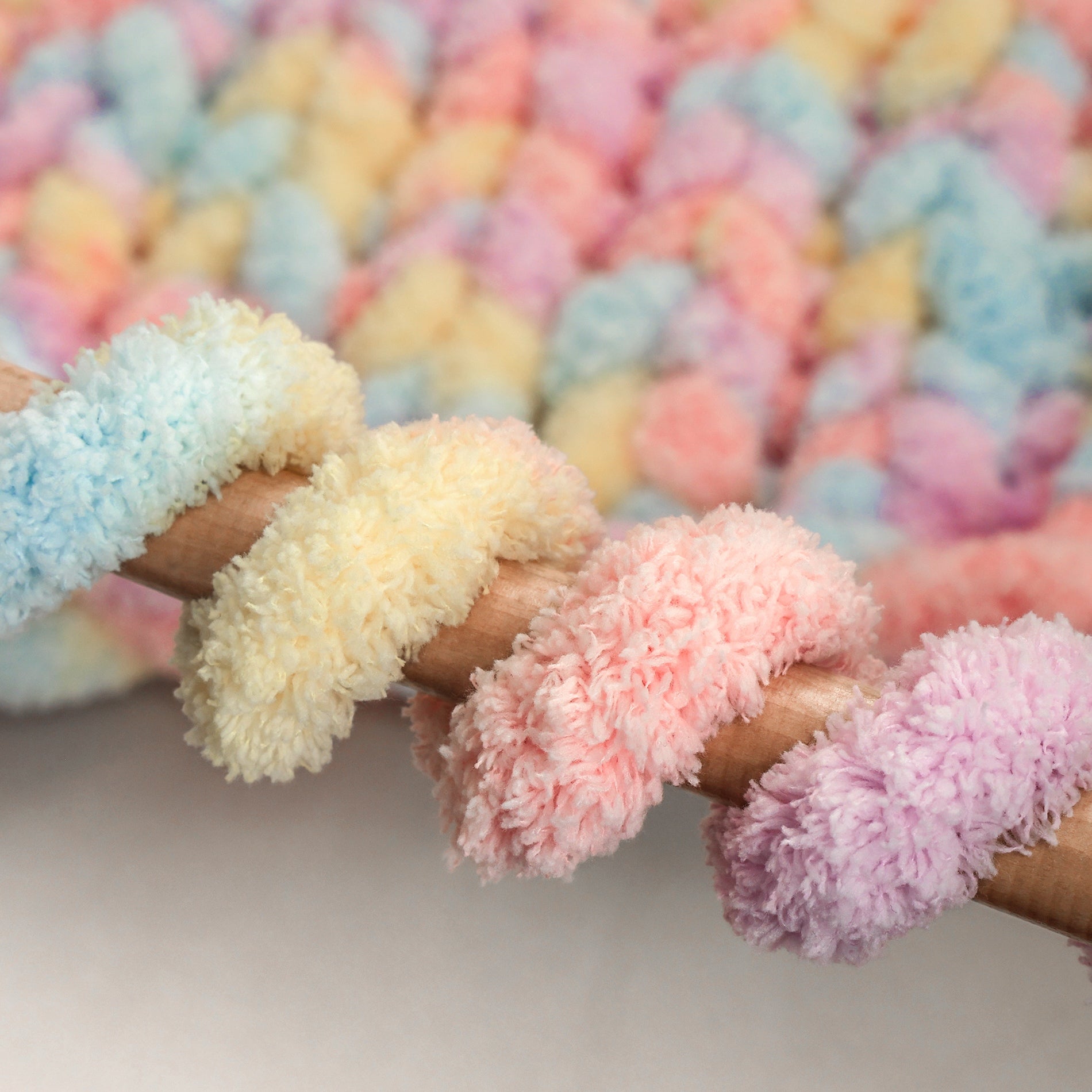 MelloBello Chunky Yarn Macaron