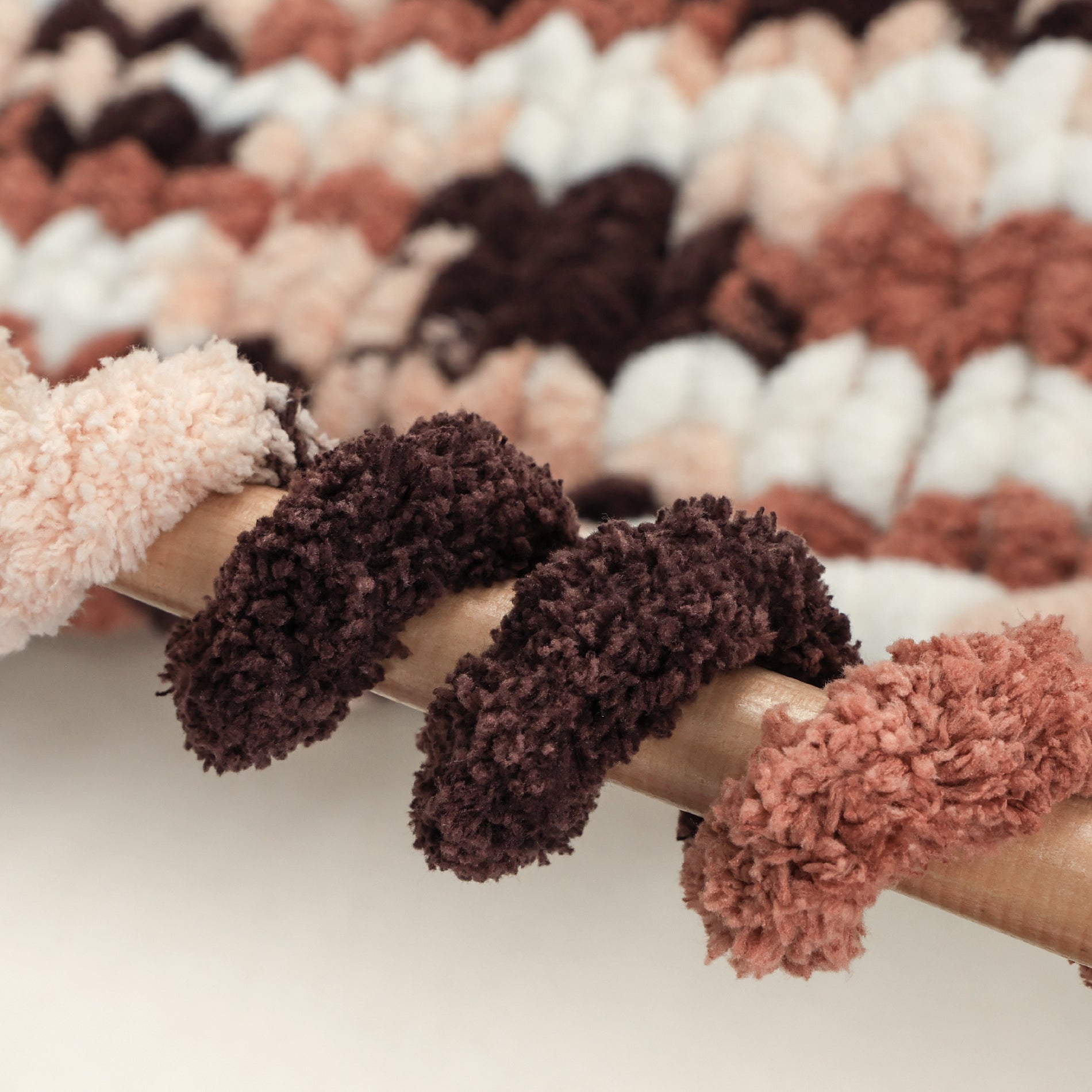 MelloBello Chunky Yarn Dark Brown&Brown&White