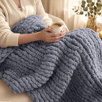MelloBello 10 Series Chunky Yarn Charcoal Grey