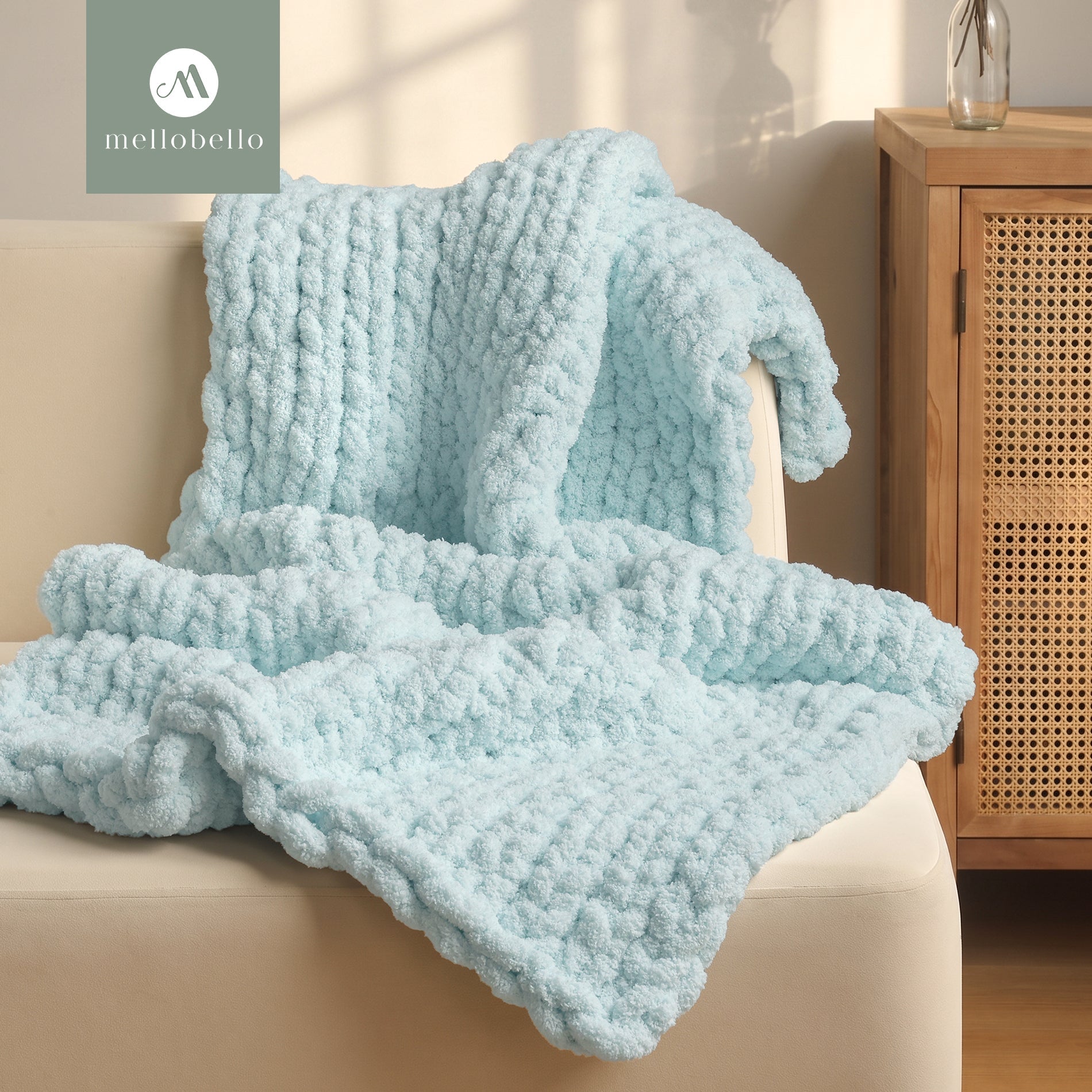 MelloBello 10 Series Chunky Yarn Light Blue