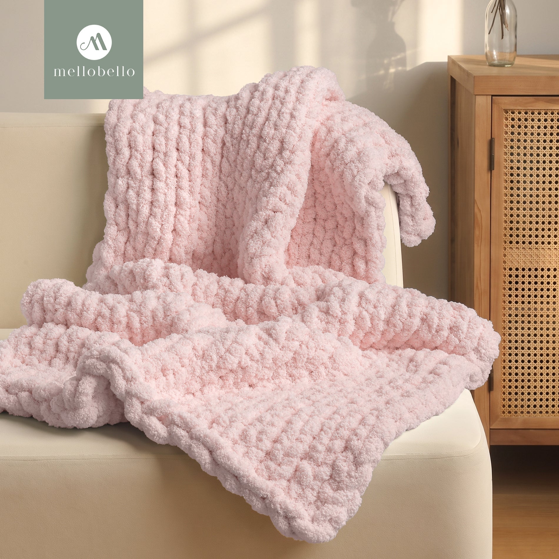 MelloBello 10 Series Chunky Yarn Pink