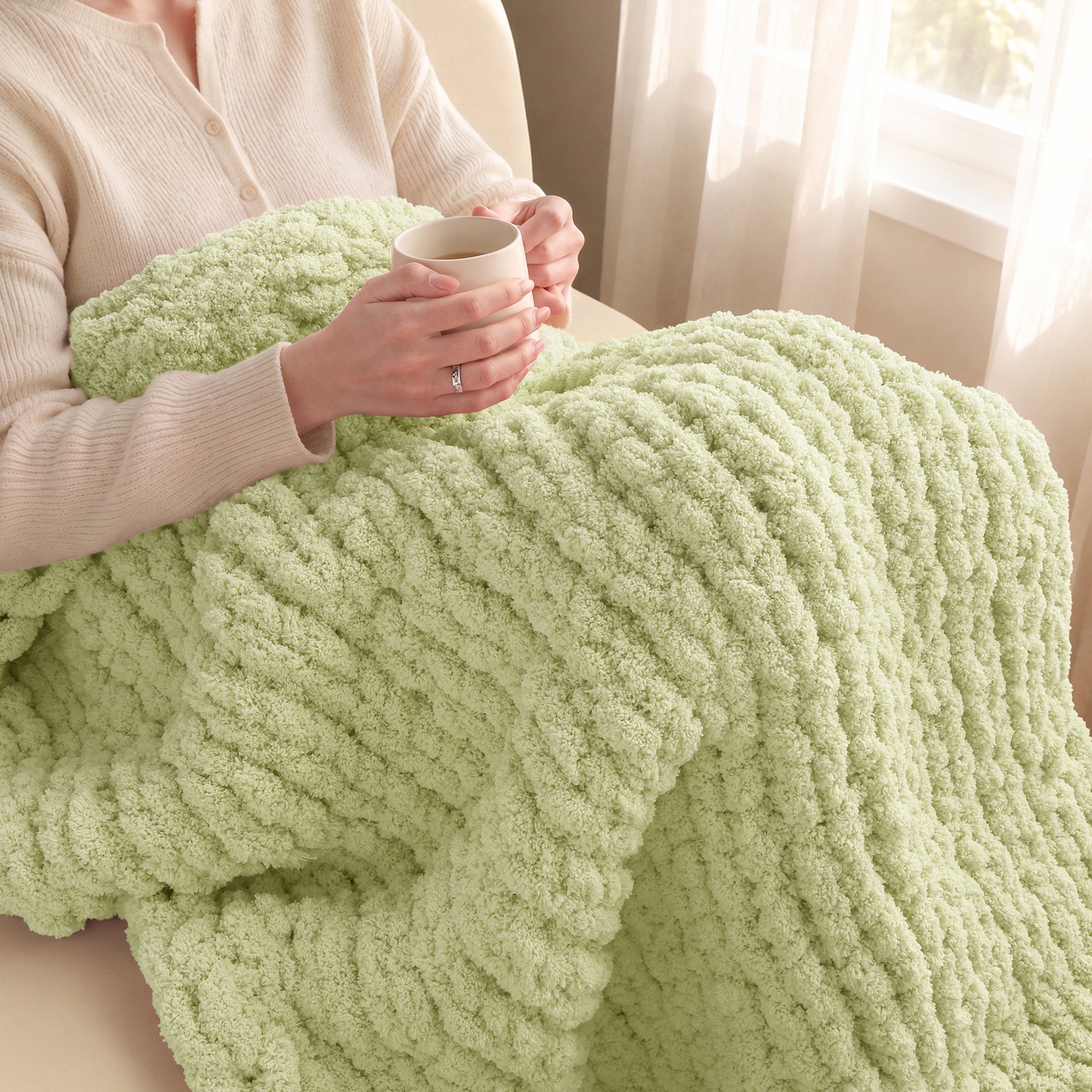 MelloBello 10 Series Chunky Yarn Sage Mist