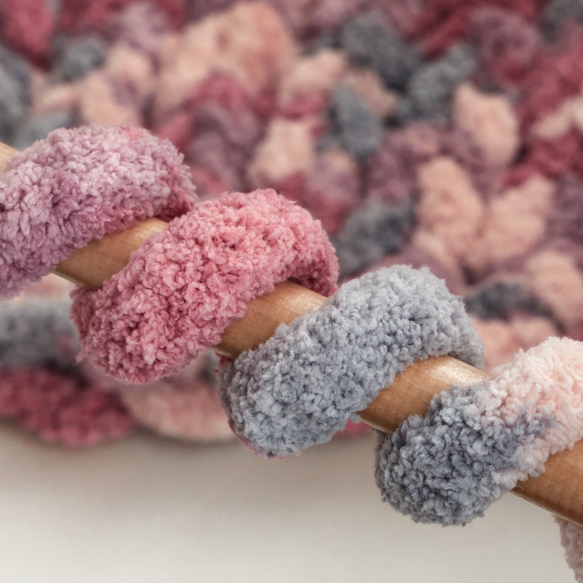 MelloBello Chunky Yarn PinkMixed